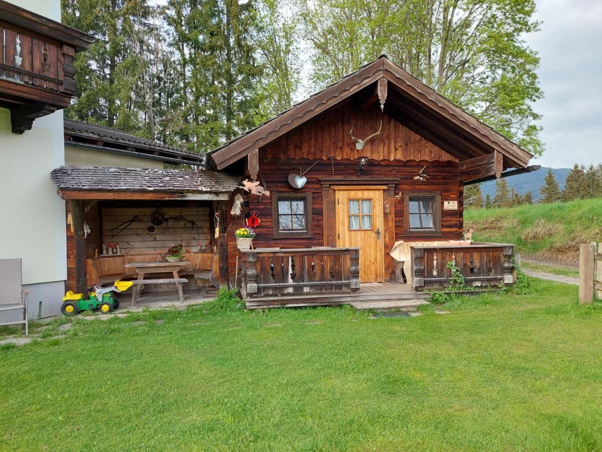 Hexenhaus Apartamento Hüttau Exterior foto